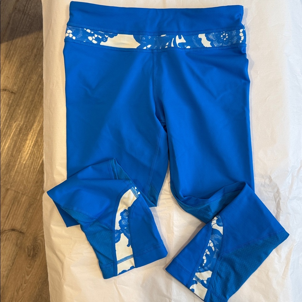 Lululemon Inspire Crop 21” Power Luxtreme Size 4